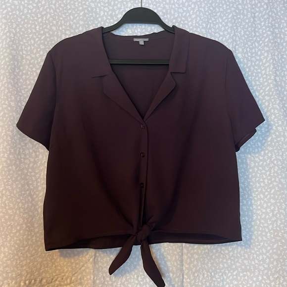 Charlotte Russe cropped short sleeve button up in deep purple. - Picture 1 of 3